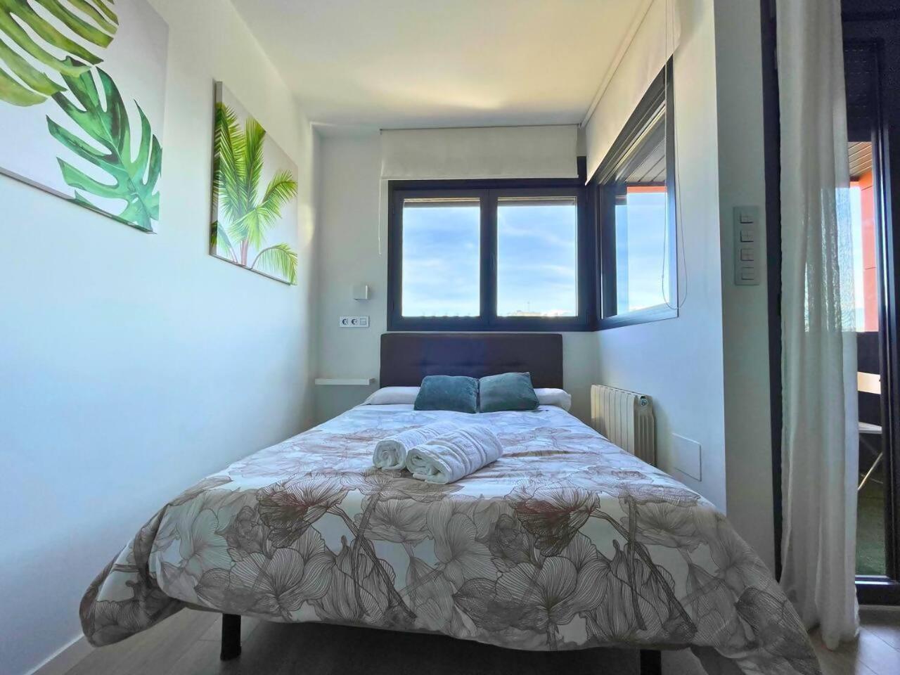 Home4U Apartamento Con Cochera Granada Exterior photo
